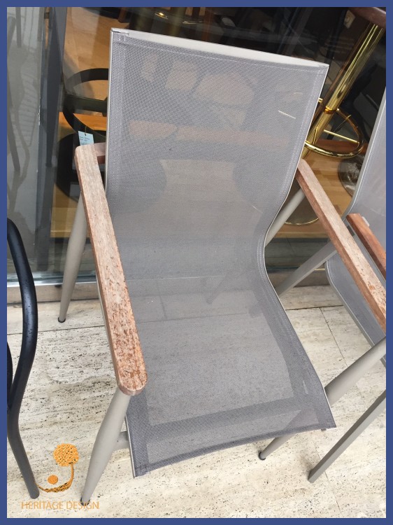 Demir Sandalye Klasik